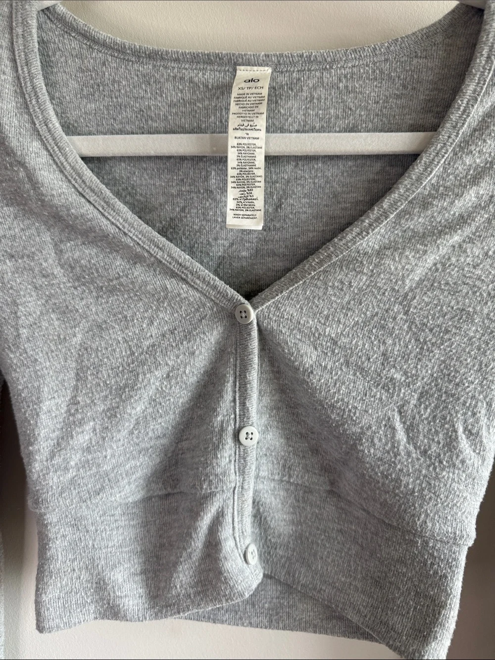 ALO Yoga Light Gray Cropped Wrap Button-Front Top, XS